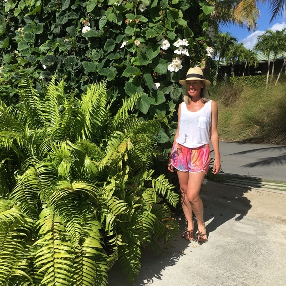 Cover Up Shorts - Picture 4 of 4